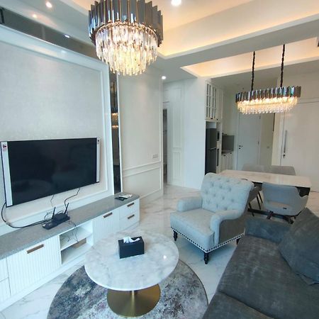 Super Penthouse Stmoritz Apartment, Lippomall Puri Indah Jakarta Ngoại thất bức ảnh