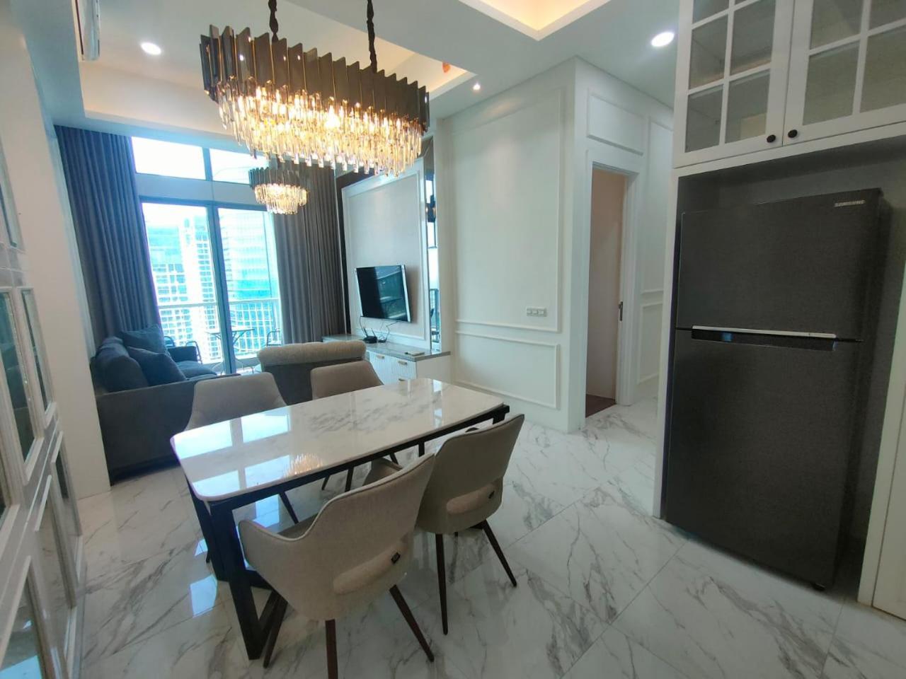 Super Penthouse Stmoritz Apartment, Lippomall Puri Indah Jakarta Ngoại thất bức ảnh